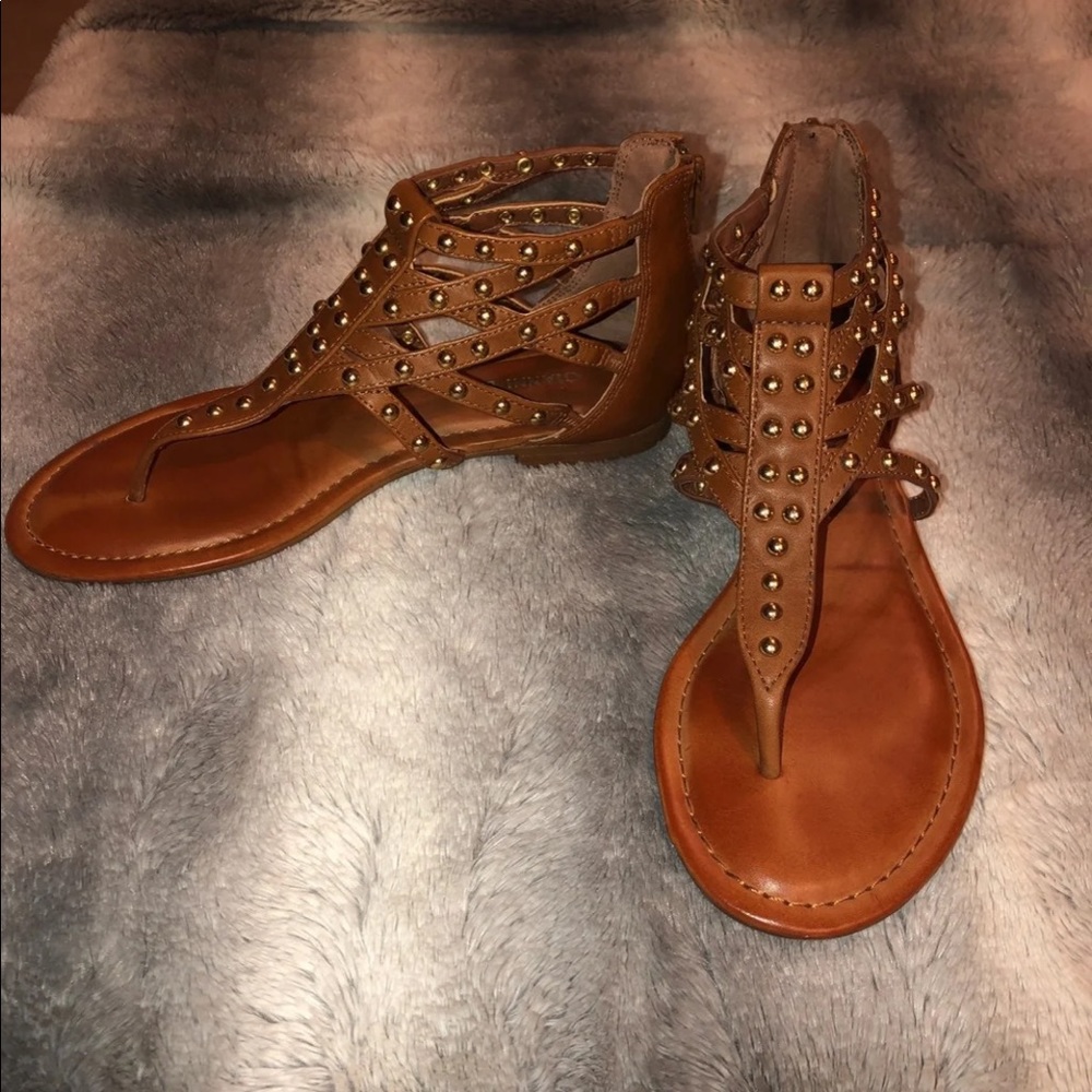 Gianni Bini sandals